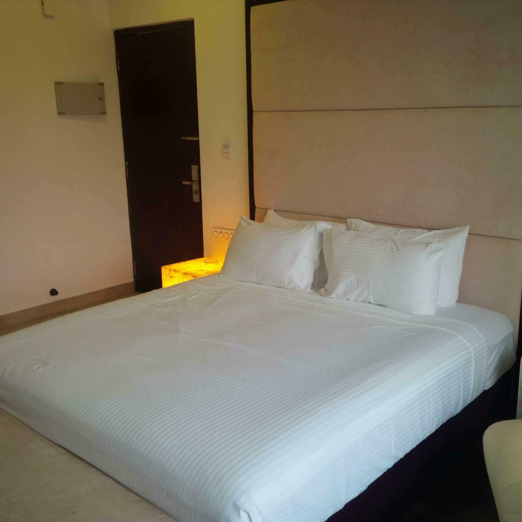 Anora Beach Resort Mahabalipuram Kūvattūr Exterior foto